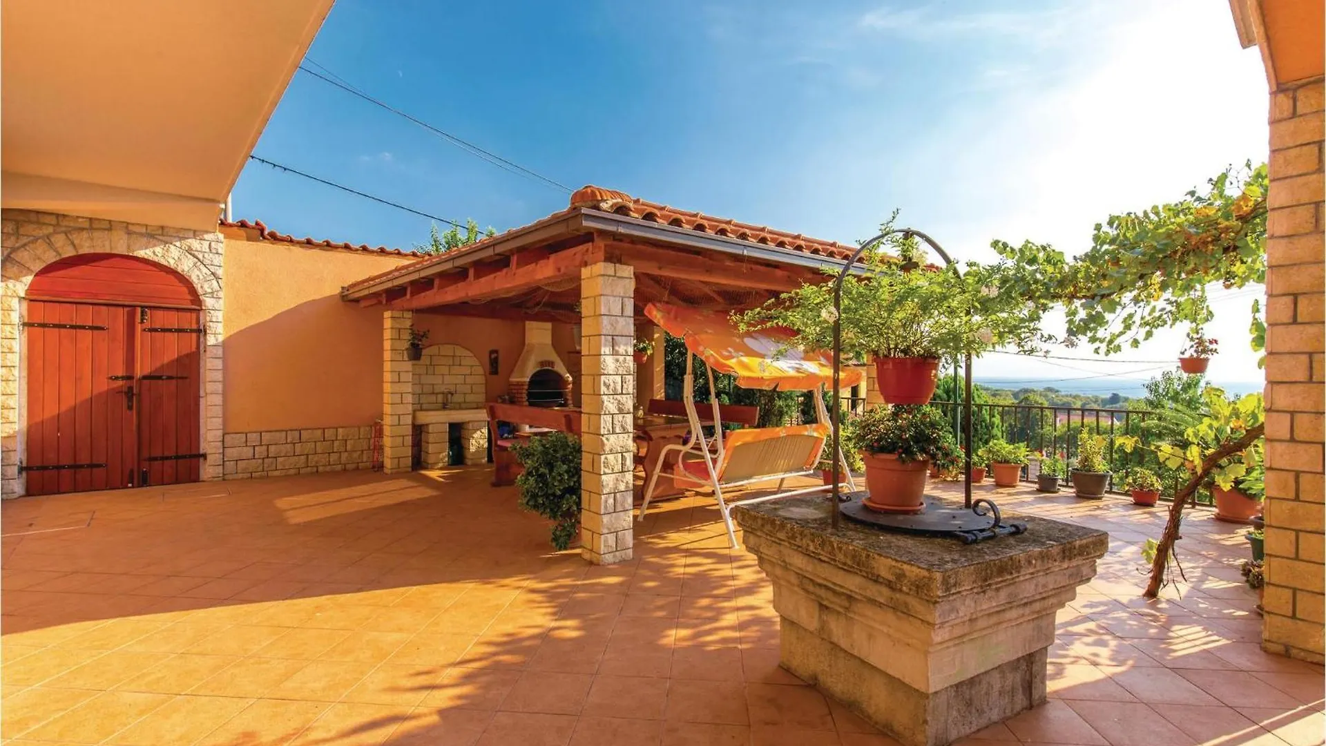 2 Bedroom Gorgeous Apartment In Kostrena